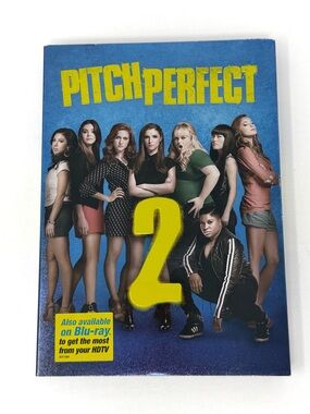 Pitch Perfect 2 DVD Comedy Musical Anna Kendrick Rebel Wilson Blue and Yellow